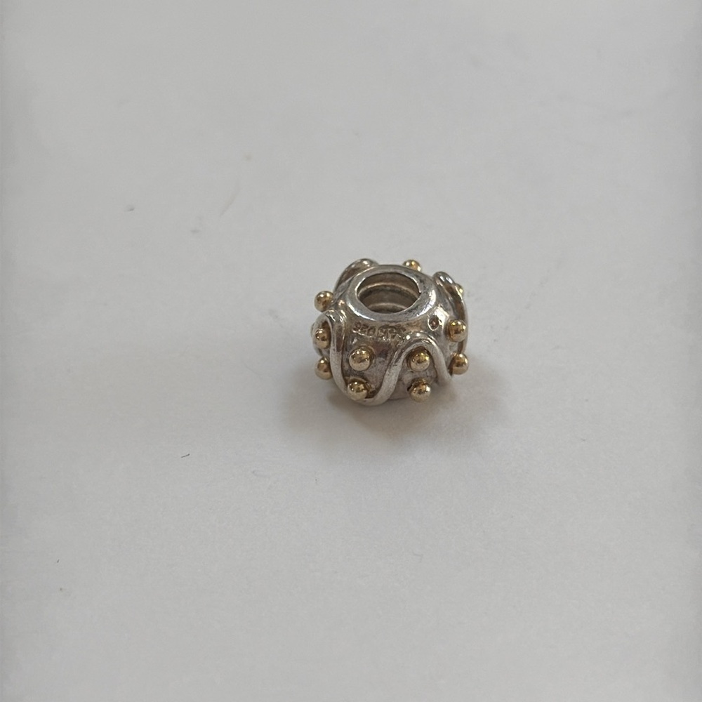 Charm for bracelet with gold - Picture 2 of 3